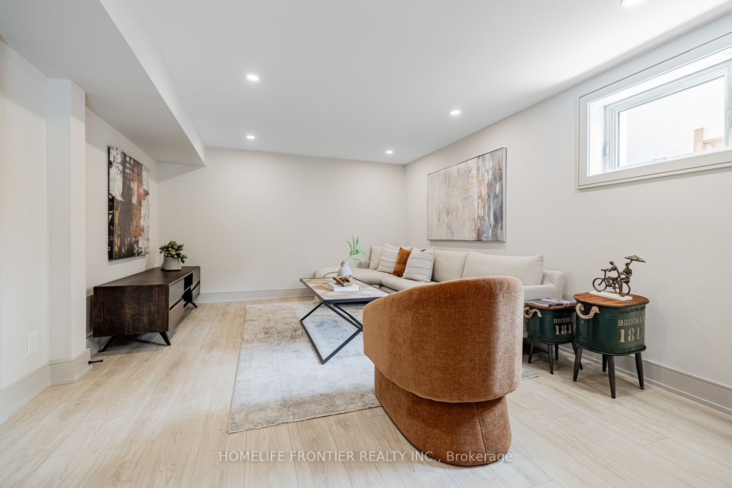 43 Thorny Brae Drive