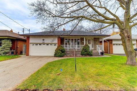 1413 Safeway Crescent Mississauga ON L4X 1H8