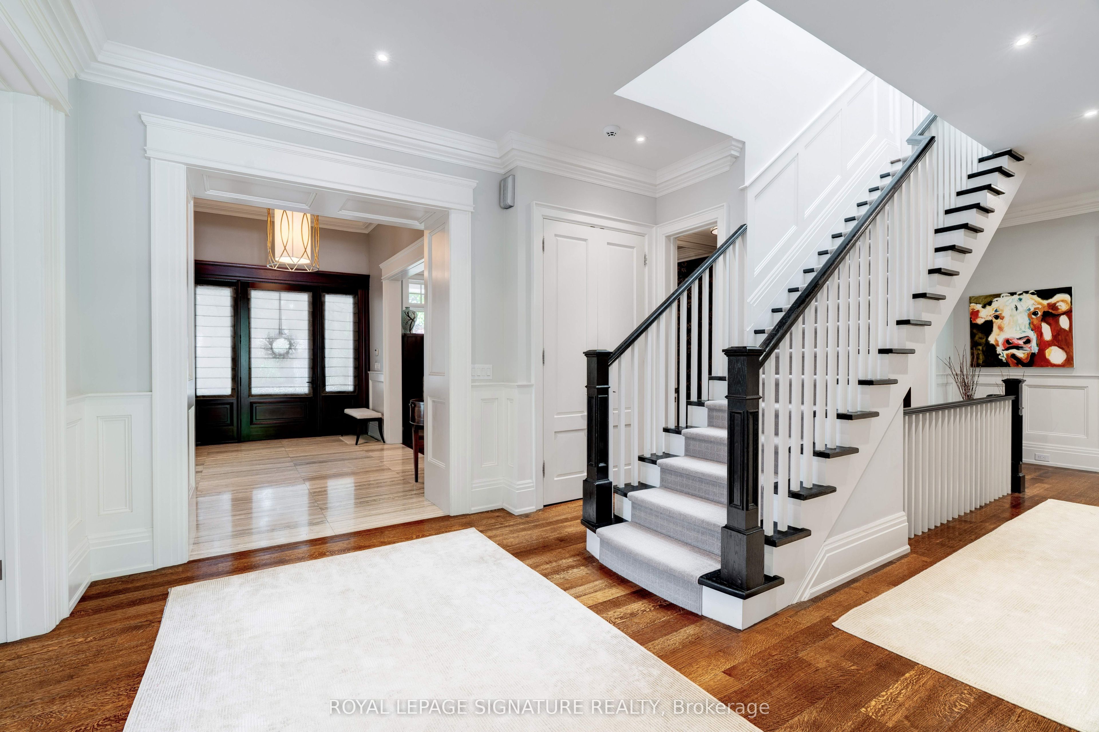 71 Ennisclare Drive W