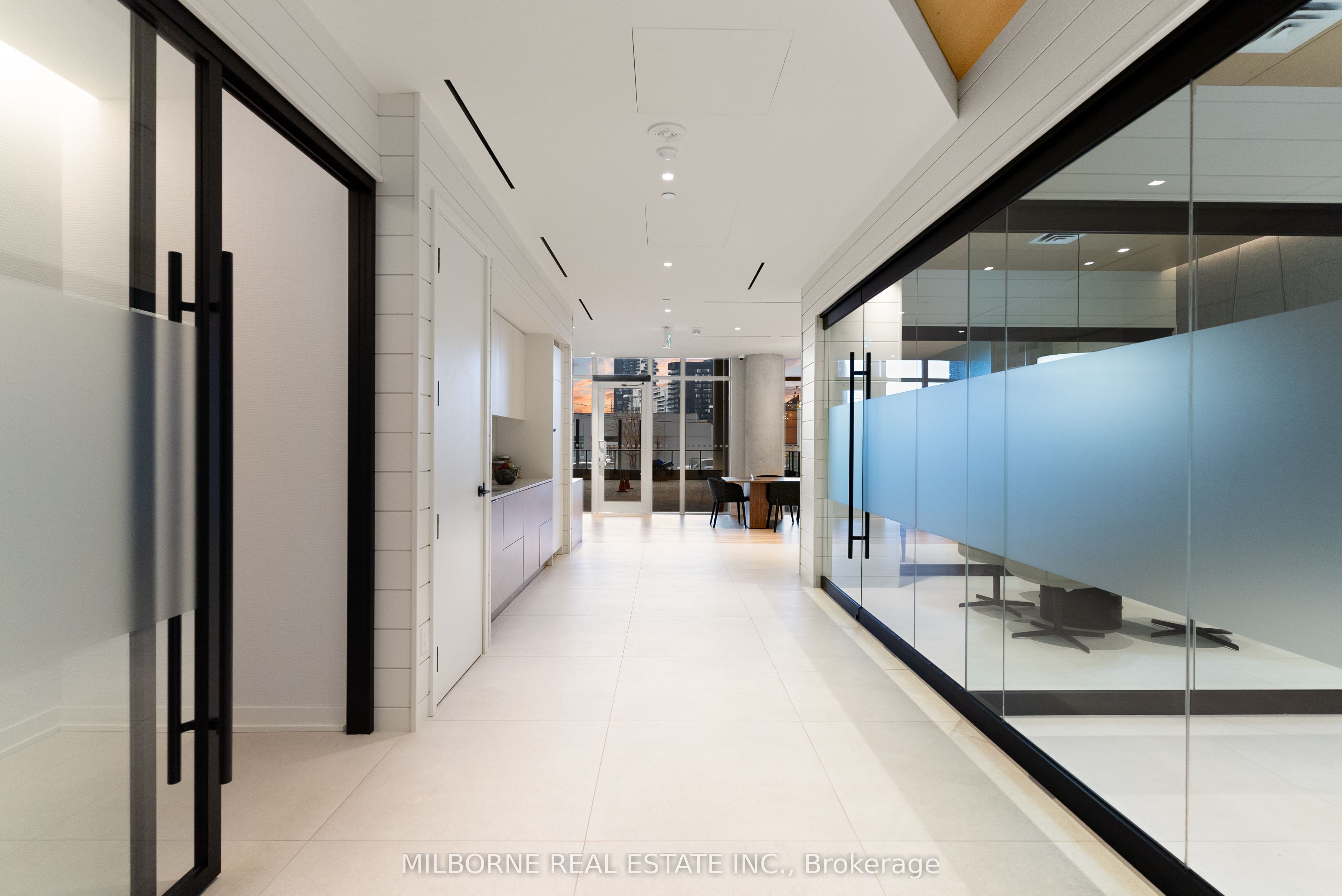 5 Defries Street 921