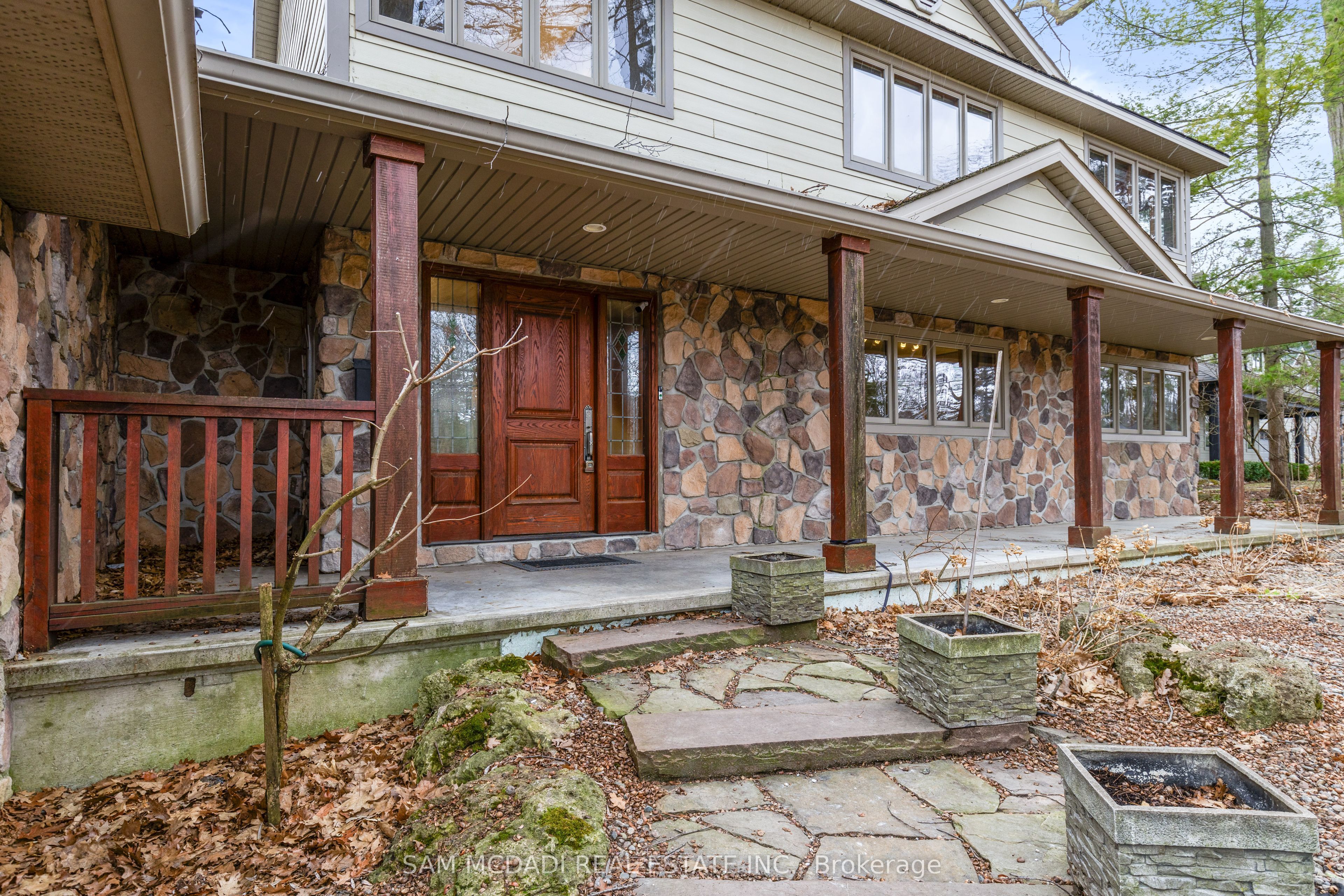 690 Meadow Wood Road