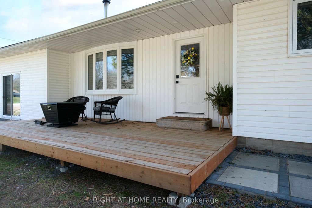 Photo of 14 Fisher Street, McNab/Braeside, ON K0A 3L0 (MLS # X13045548)