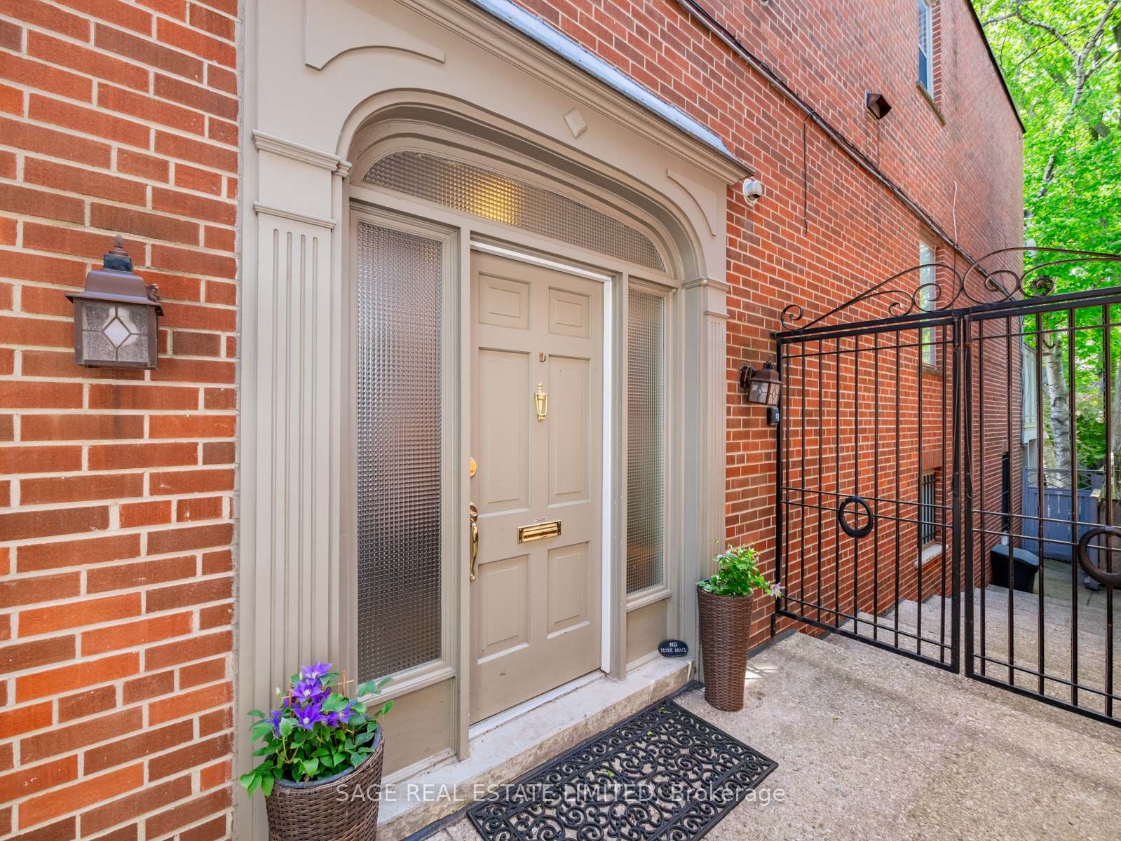 88A Glen Road