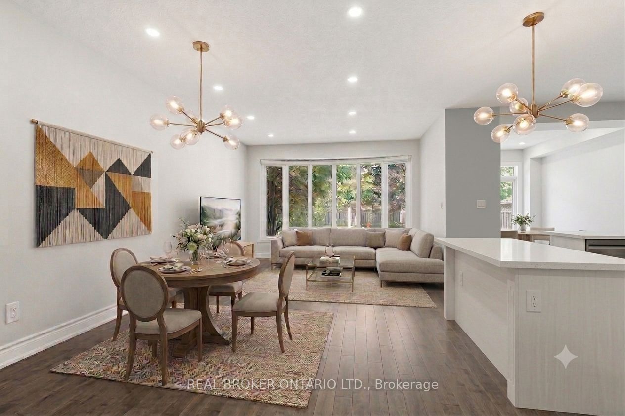 2535 Padstow Crescent