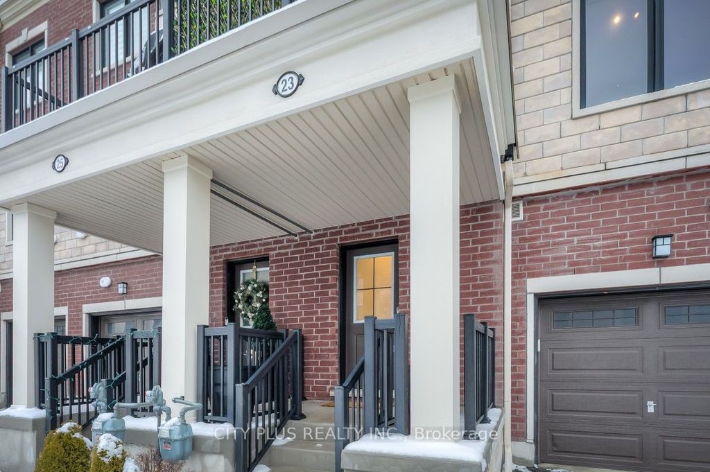 Photo of 23 NORDIC Lane, Whitchurch-Stouffville, ON L4A 4W8 (MLS # N12813948)