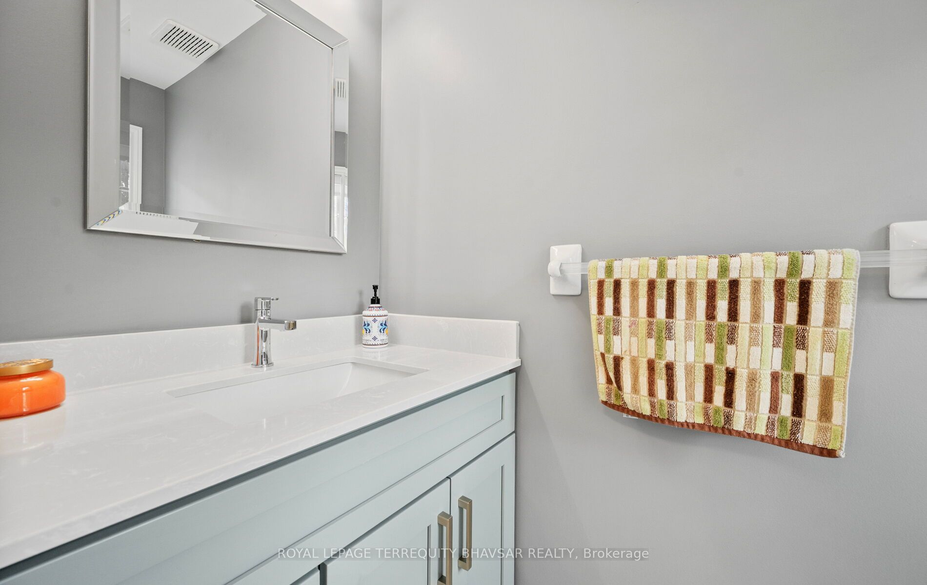 5031 East Mill Road 15