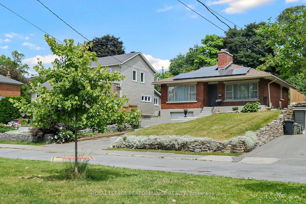 Photo of 181 Northwestern Avenue, Tunneys Pasture and Ottawa West, ON K1Y 0M1 (MLS # X13073378)