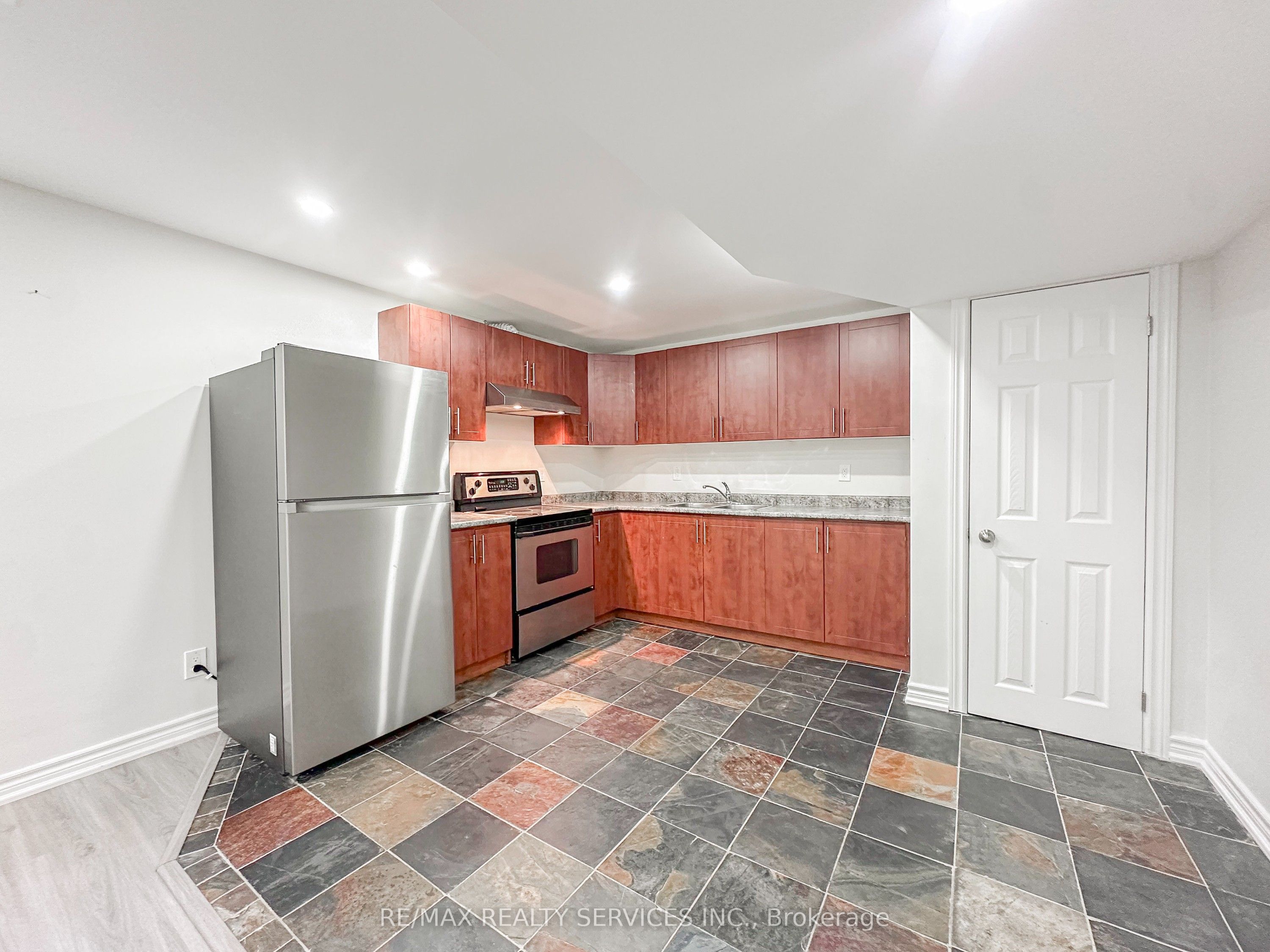 1584 Stevenson Street