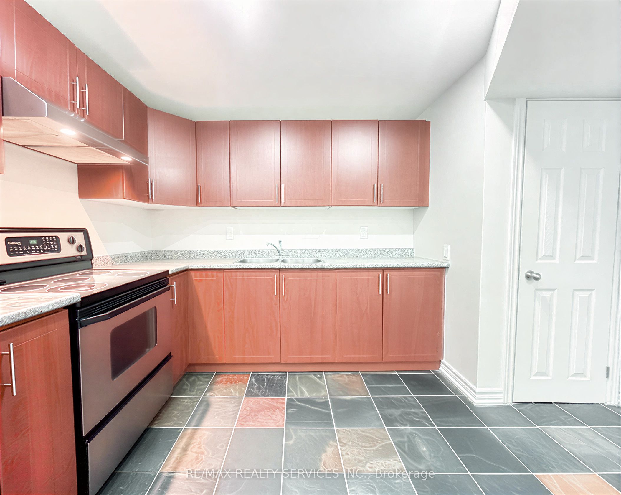 1584 Stevenson Street