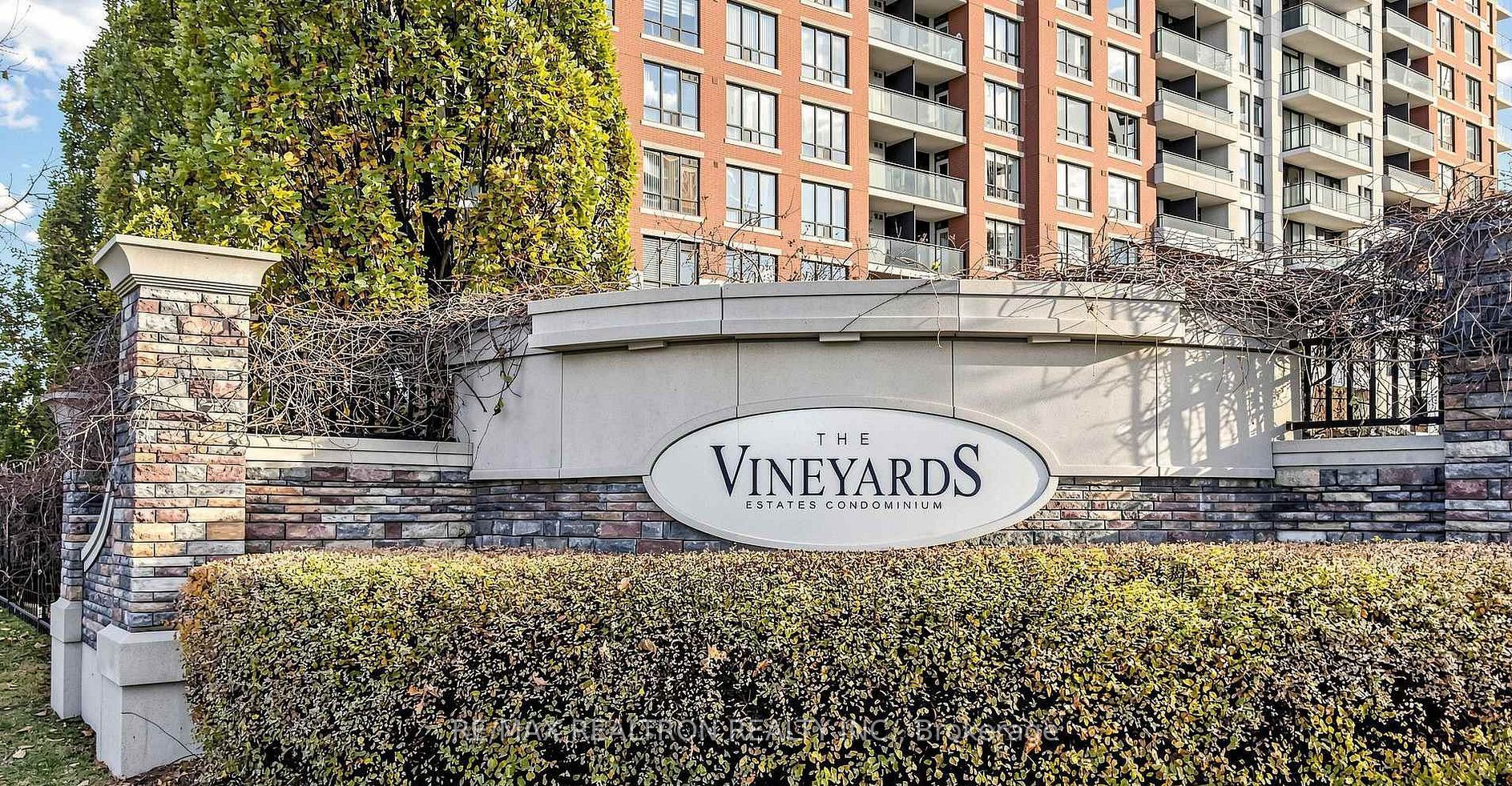 310 Red Maple Road 712