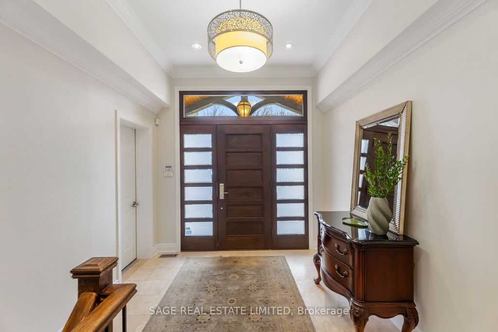 Photo of 31 Ashwood Crescent, Toronto, ON M9A 1Z2 (MLS # W12934638)