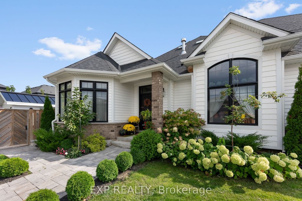 Photo of 155 Susan Drive, Pelham, ON L2E 7K8 (MLS # X12457576)