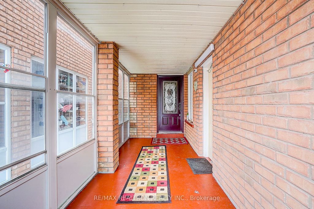 Photo of 11 Stella Drive, Markham, ON L3S 4H2 (MLS # N12842402)