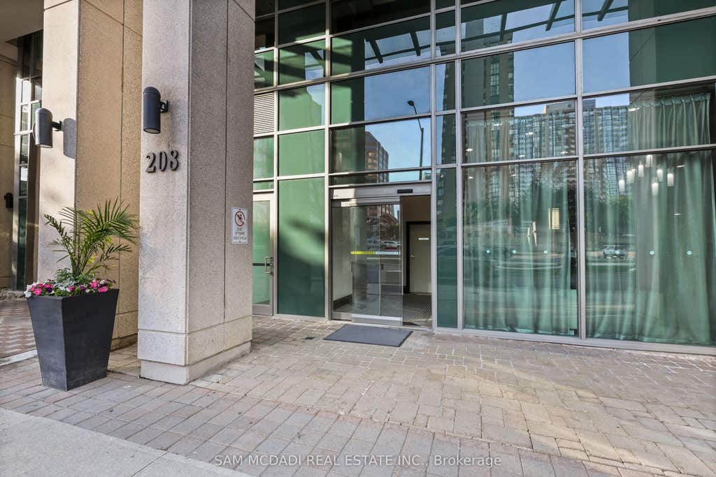 Photo of 208 Enfield Place #1103, Mississauga, ON L5B 0G8 (MLS # W13655618)