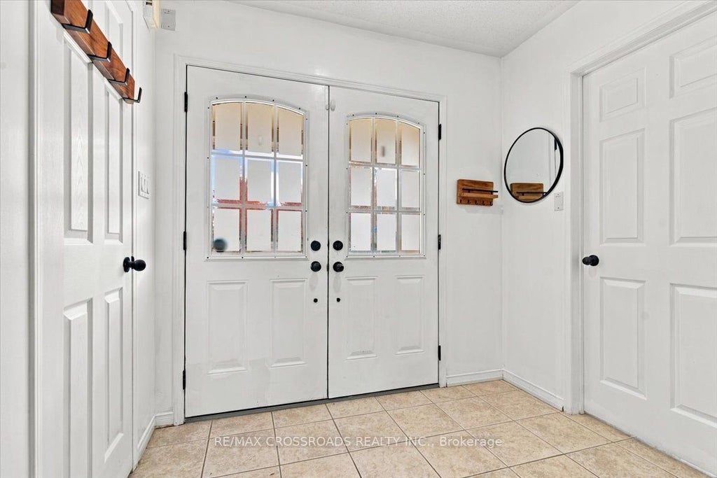 Photo of 1220 Langley Circle, Oshawa, ON L1K 0E2 (MLS # E14091036)