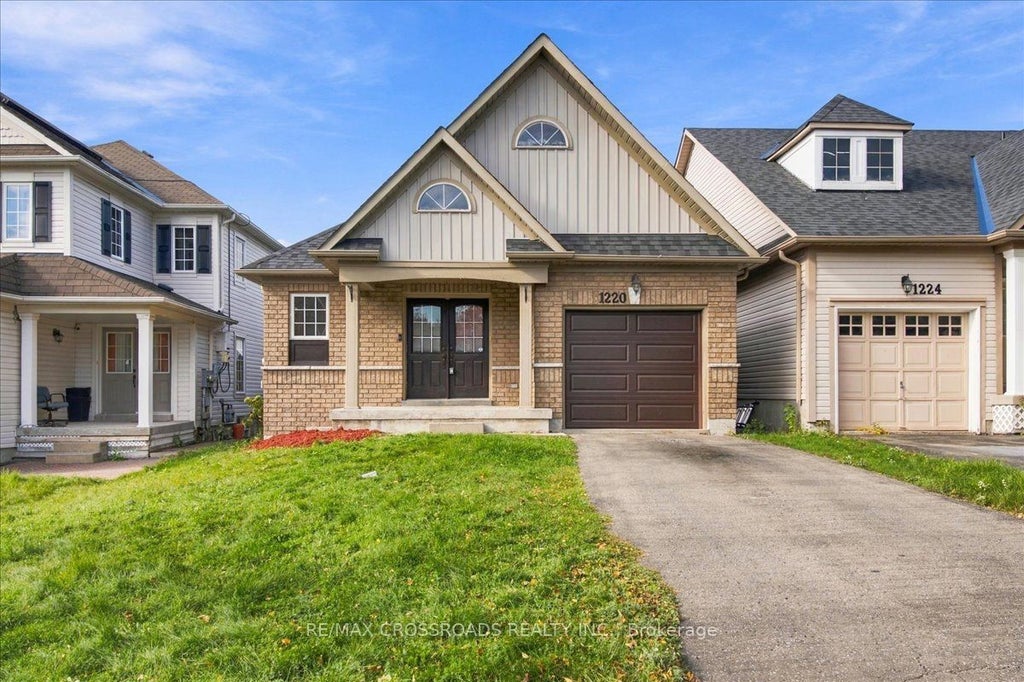 Photo of 1220 Langley Circle, Oshawa, ON L1K 0E2 (MLS # E14091036)