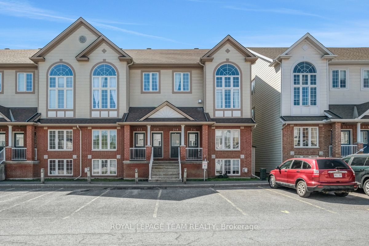 Photo 1 of 35 — 320 Wiffen Private Unit 320, Bells Corners and South to Fallowfield, ON K2H 1G3