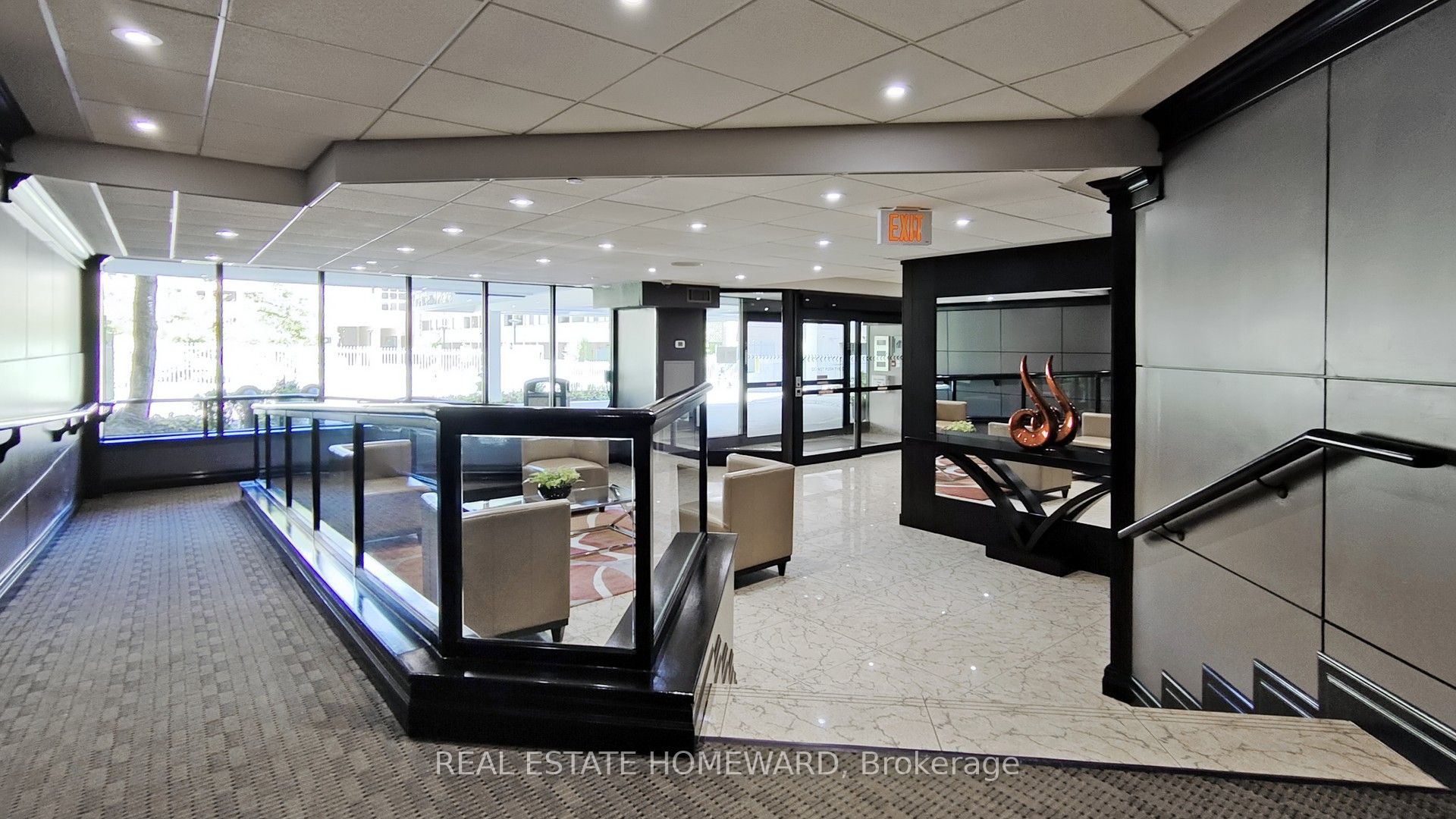 77 Maitland Place 623
