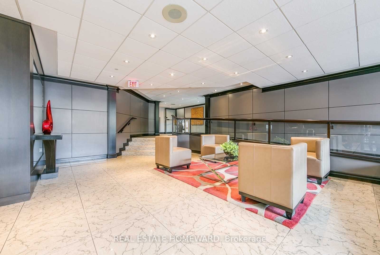 77 Maitland Place 623