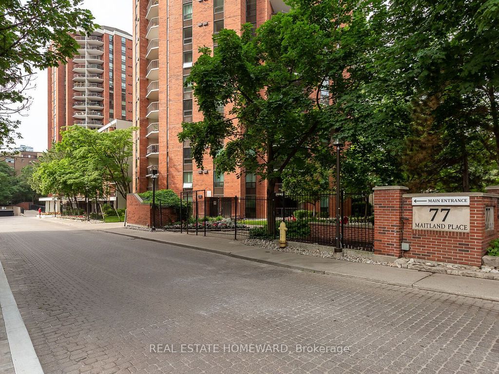 Photo of 77 Maitland Place #623, Toronto, ON M4Y 2V6 (MLS # C13100686)