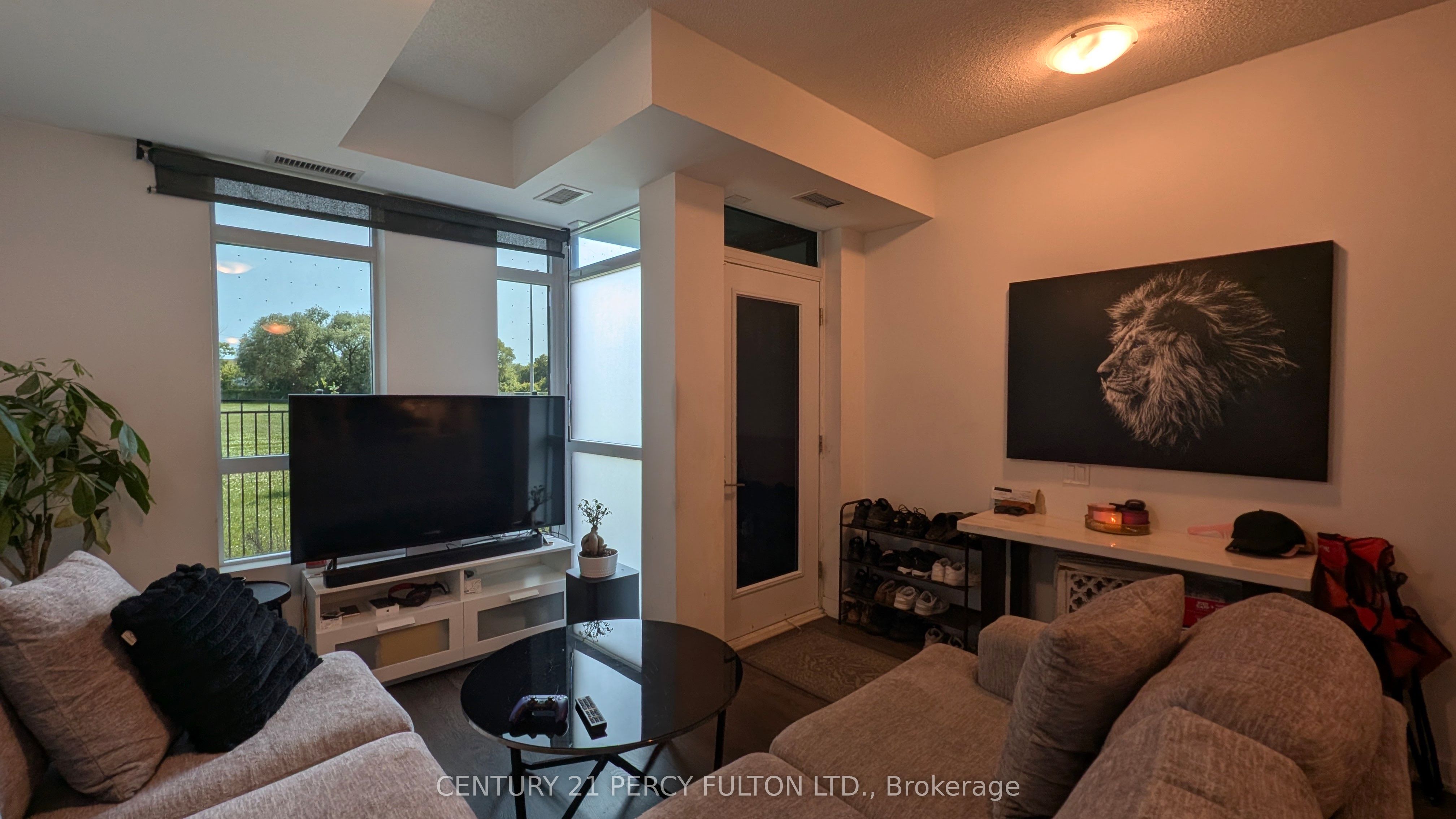 251 Manitoba Street 128