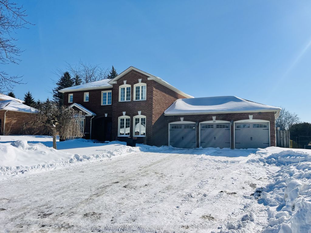 Photo of 191 Burton Grove, King, ON L7B 1C7 (MLS # N12754264)