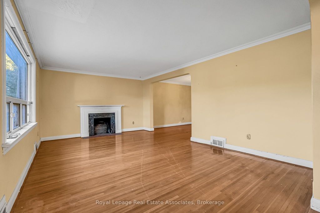 Photo of 1492 Islington Avenue, Toronto, ON M9A 3L5 (MLS # W12439556)