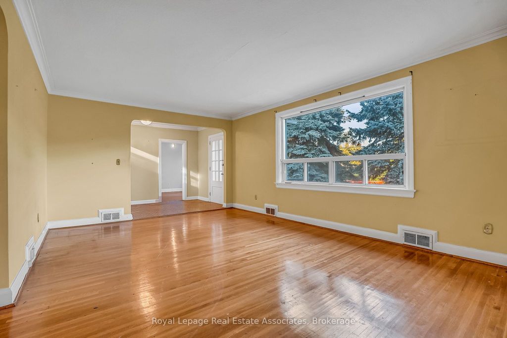 Photo of 1492 Islington Avenue, Toronto, ON M9A 3L5 (MLS # W12439556)
