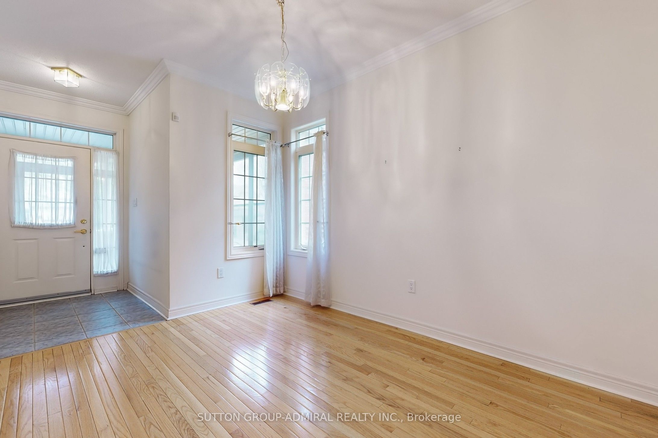 11 Mosswood Road