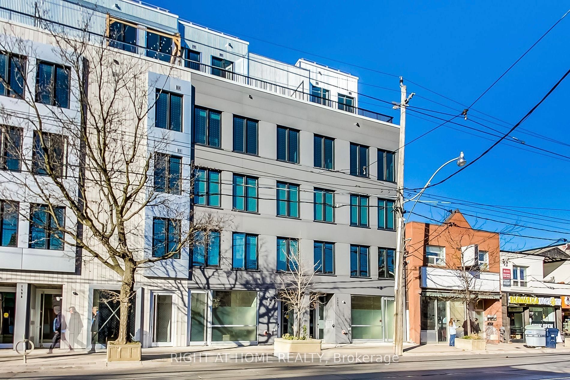 Photo 1 of 16 — 1602 Queen Street E 101, Toronto, ON M4L 1G2