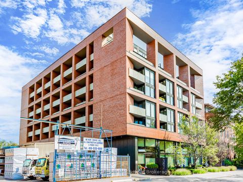 383 Sorauren Avenue 401 Toronto ON M6R 0A4