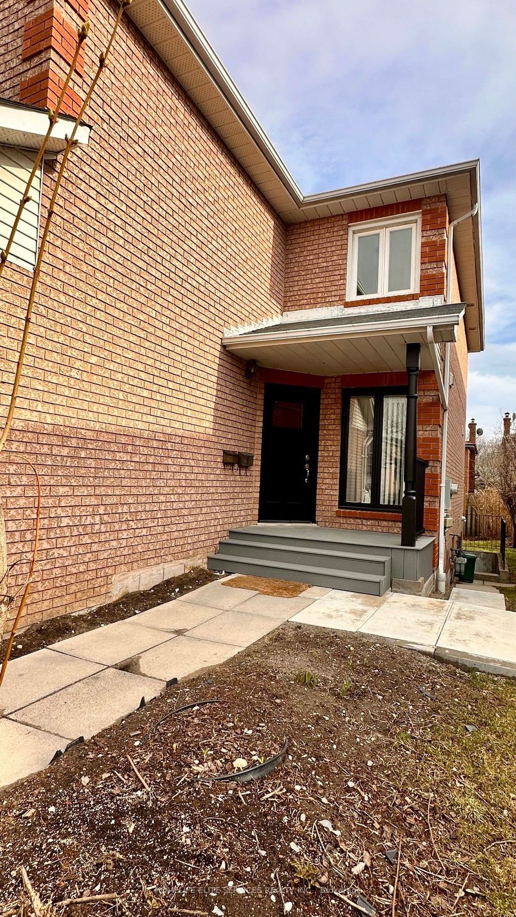 Photo of 7 Lenthall Avenue, Toronto, ON M1B 2C7 (MLS # E12986238)