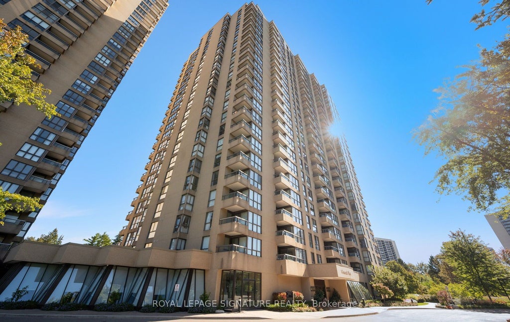 Photo of 1 Concorde Place #1704, Toronto, ON M3C 3K6 (MLS # C13840376)