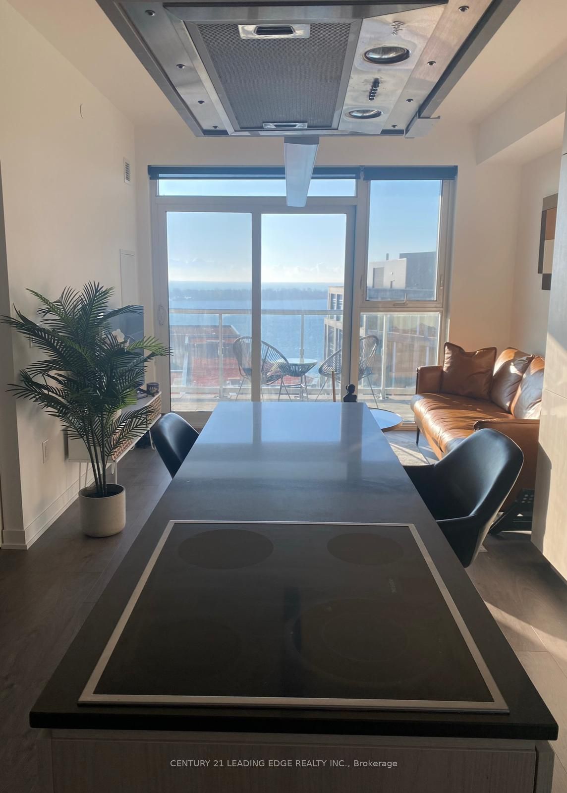 20 Richardson Street 1704