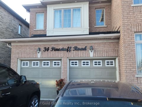34 Pinestaff Road Brampton ON L6P 3Y2