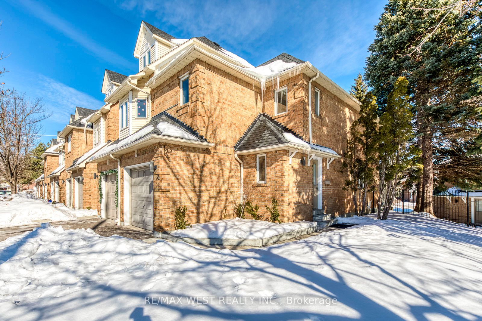 99 Bristol Road E 153