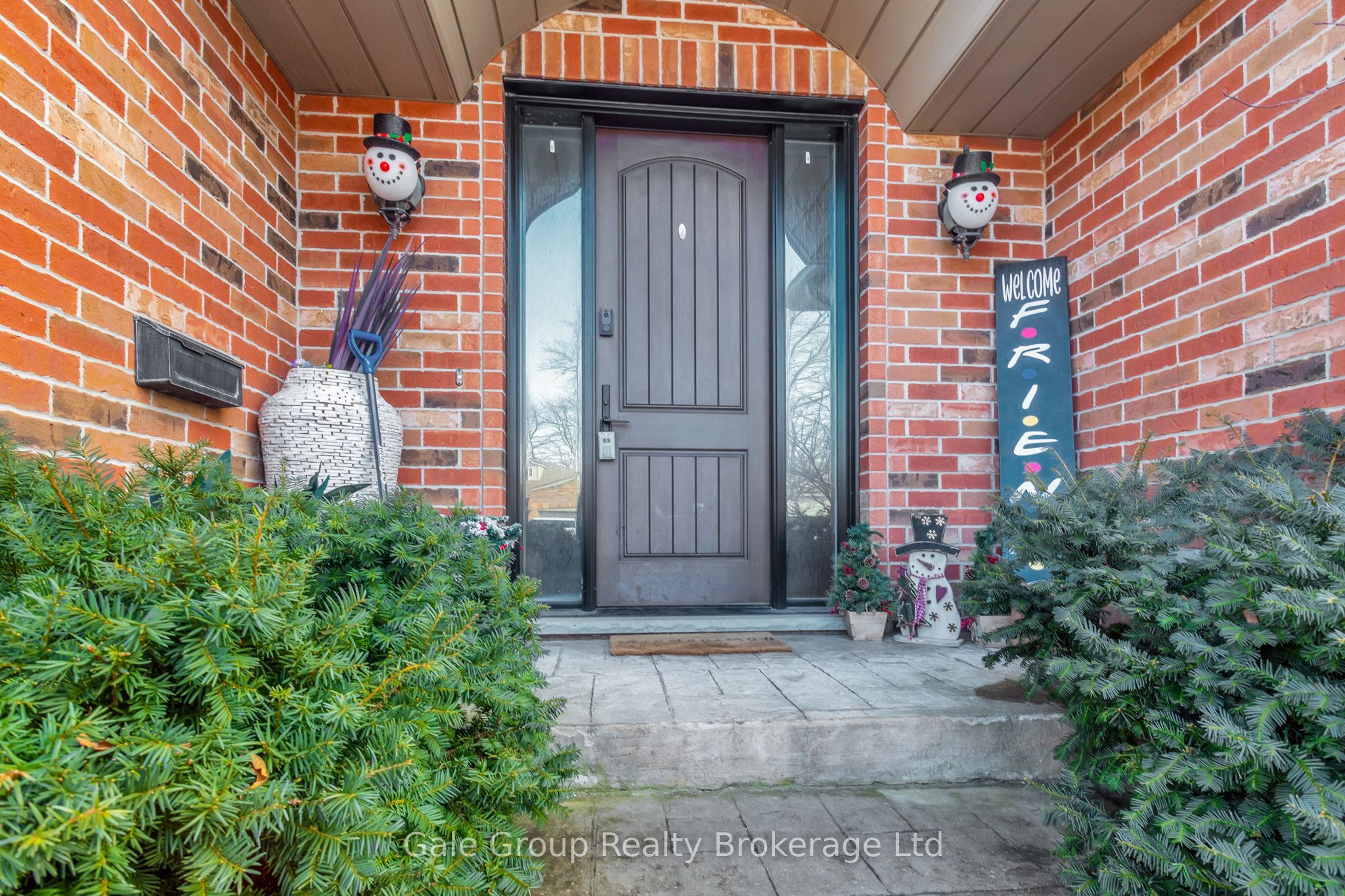 26 Woodland Crescent