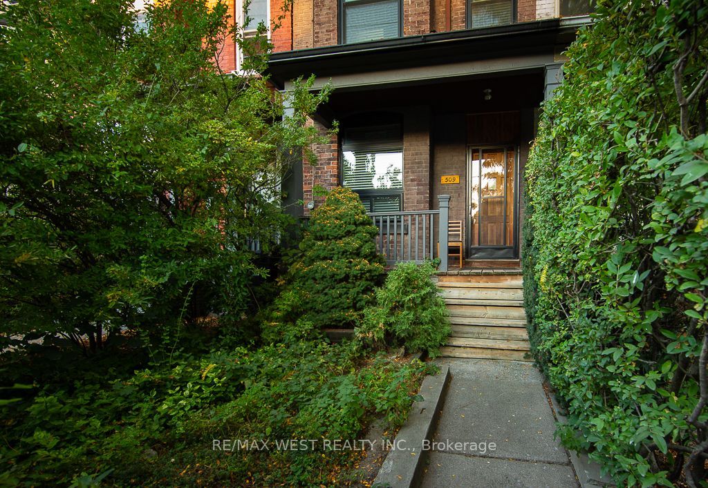 Photo of 509 Perth Avenue, Toronto, ON M6N 2W6 (MLS # W12672704)