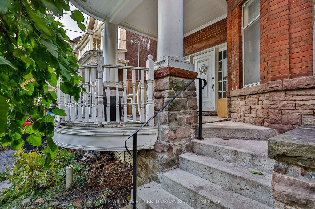 Photo of 32 Leopold Street, Toronto, ON M6K 1J9 (MLS # W12652738)