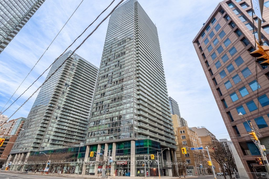 Photo of 38 Grenville Street #505, Toronto, ON M4Y 1A5 (MLS # C12859716)