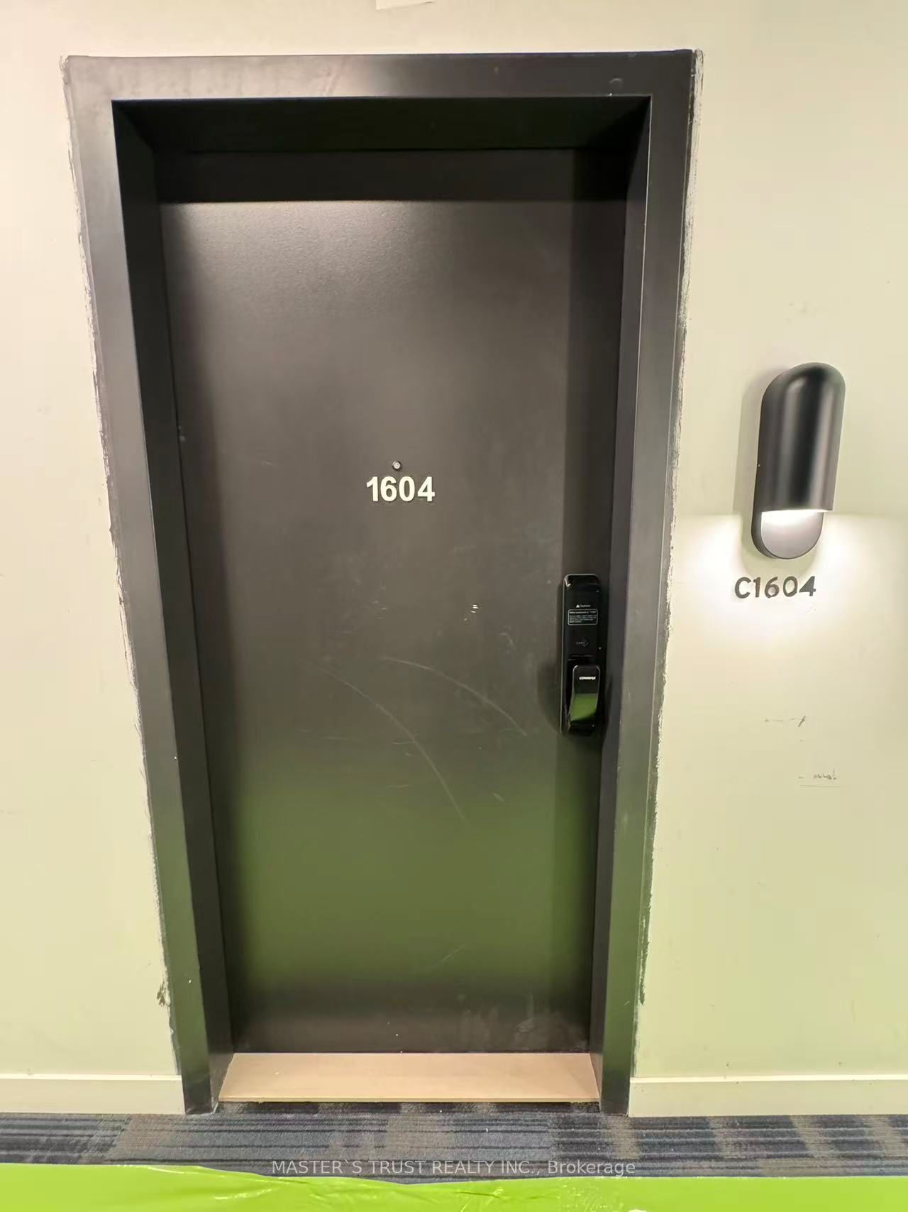 4878 Powers Common C1604