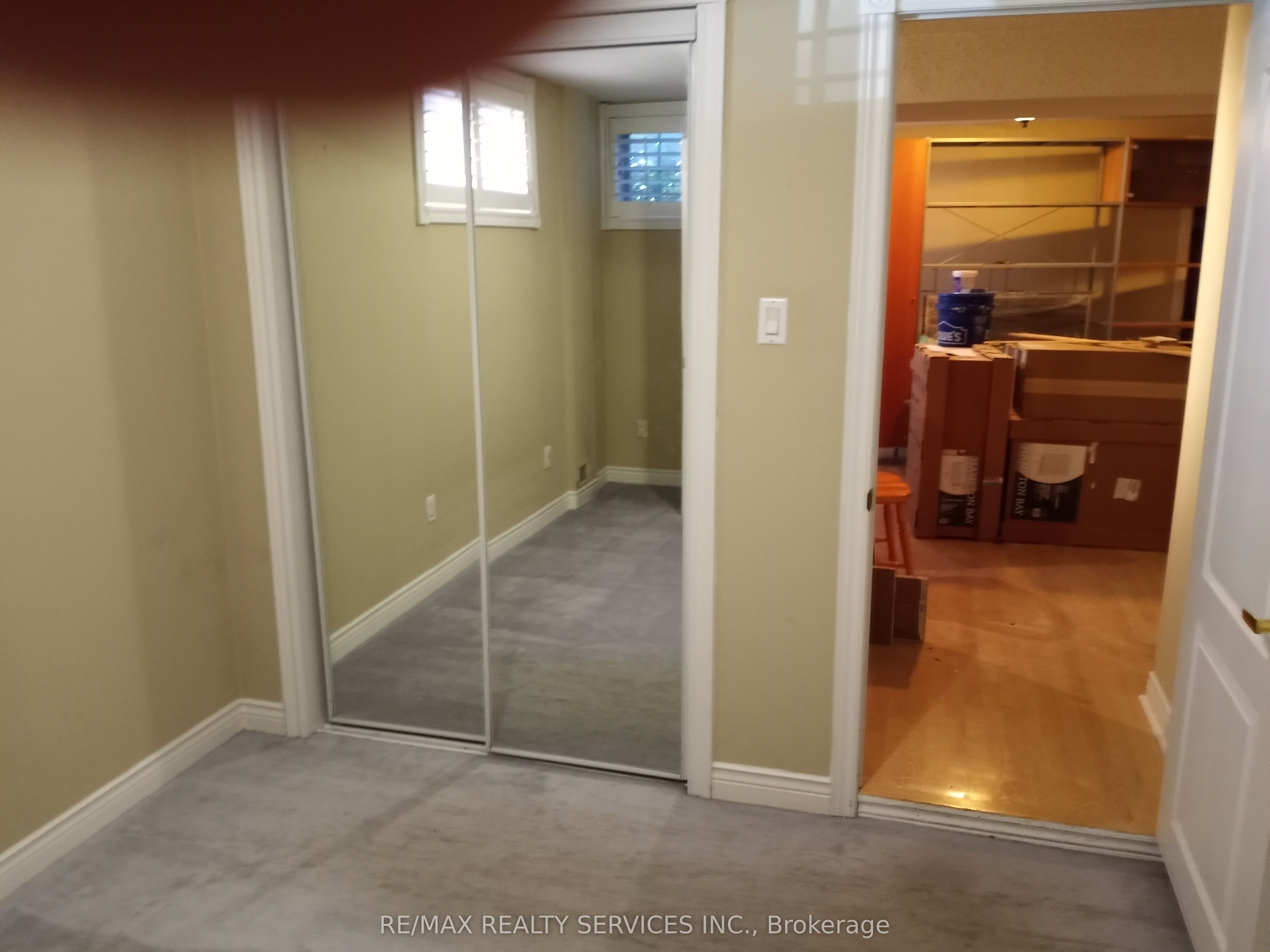 257 Anthony Avenue Lower