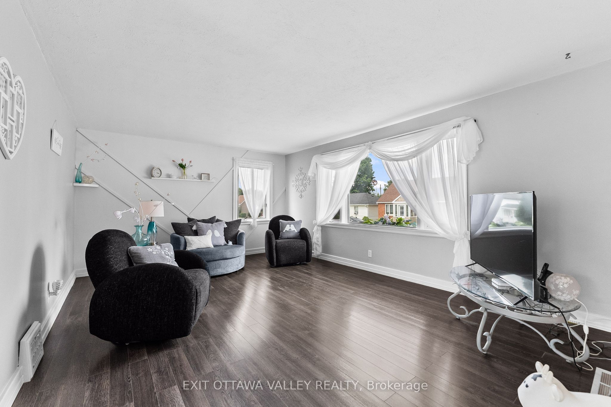 500 DOMINION Street - Photo 4