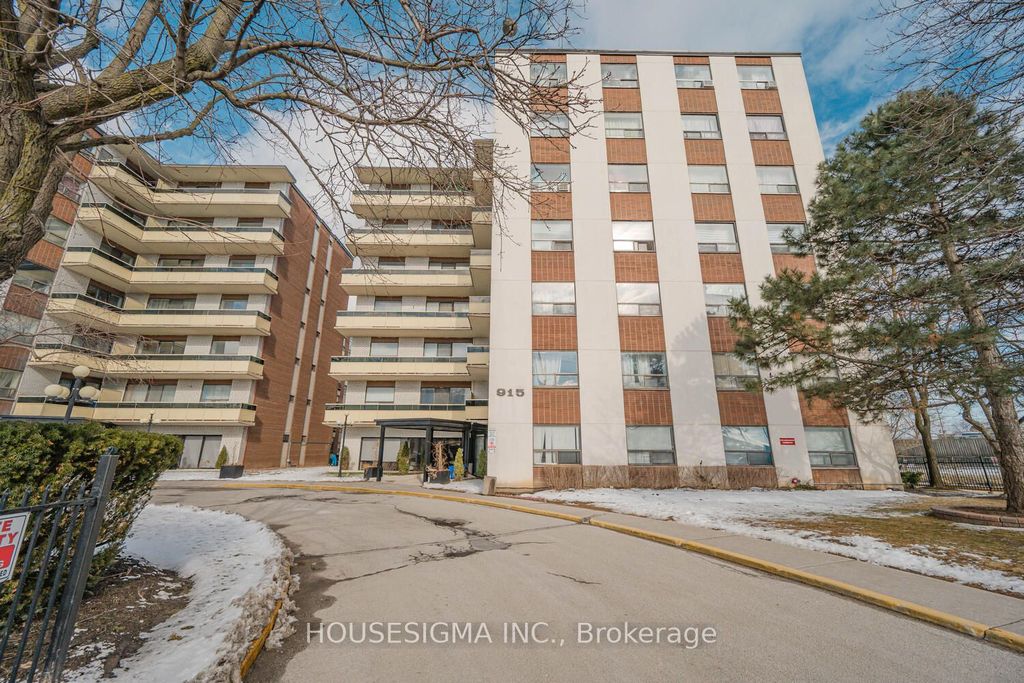 Photo of 915 Midland Avenue #501, Toronto, ON M1K 4G1 (MLS # E12894192)