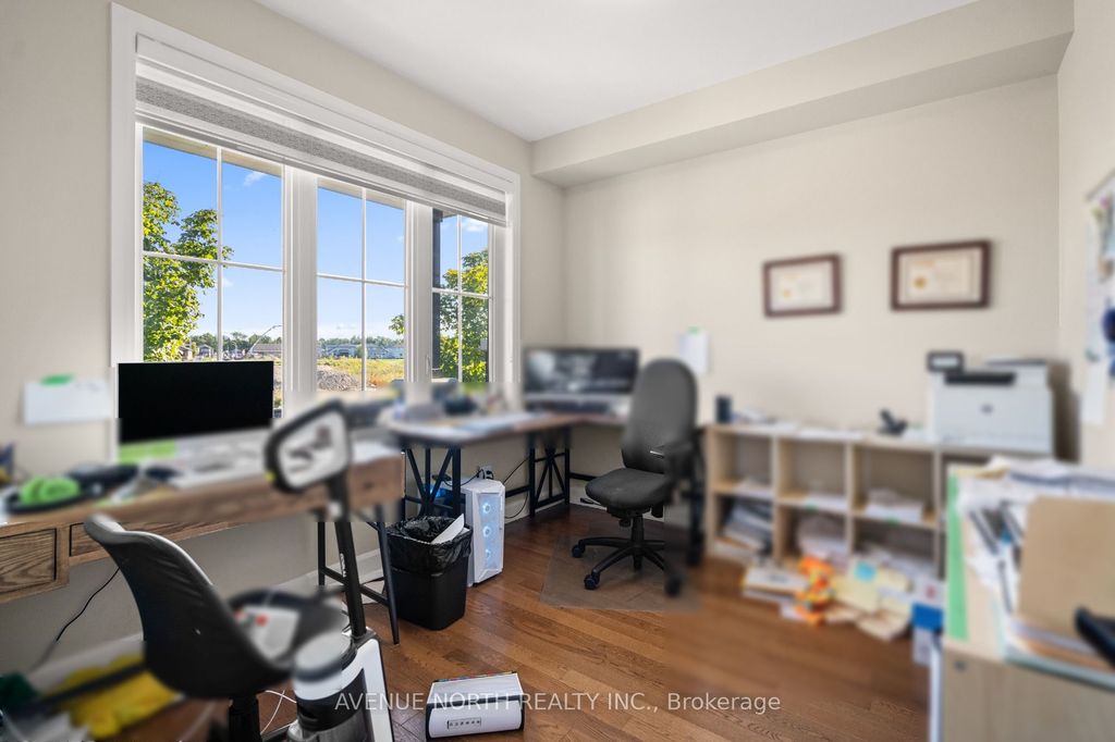 Photo of 809 GAMBLE Drive, Russell, ON K4R 0G6 (MLS # X13147214)