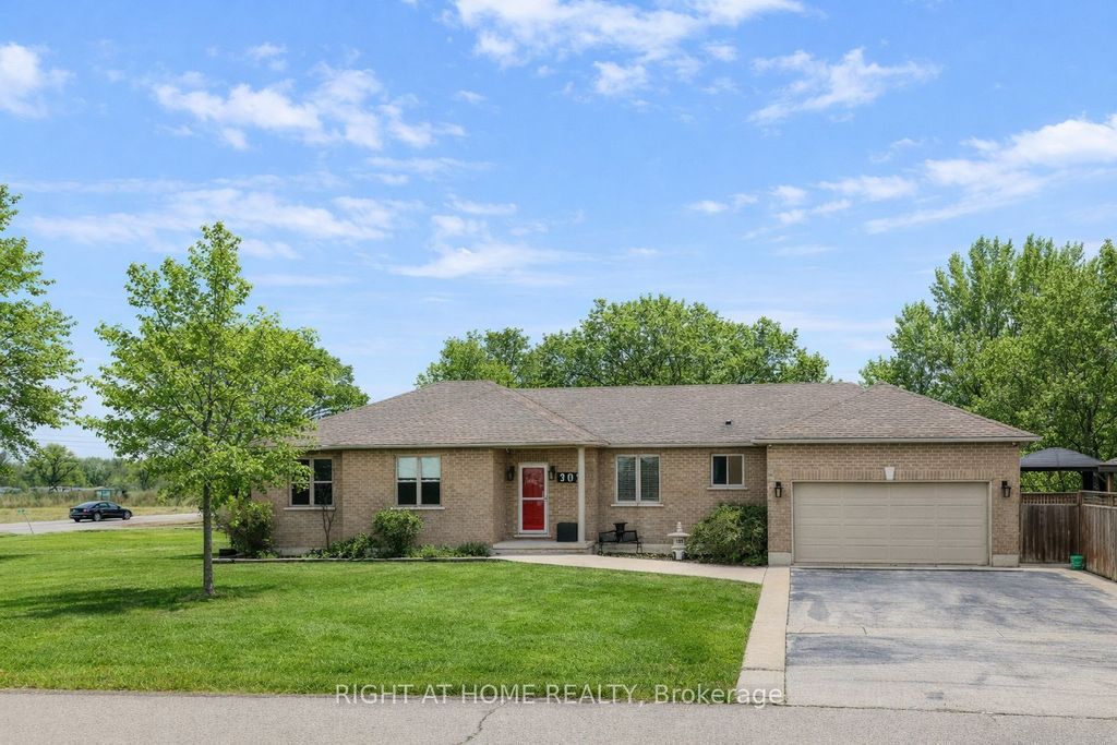Photo of 301 Mud Street E, Hamilton, ON L8J 2X7 (MLS # X12894184)