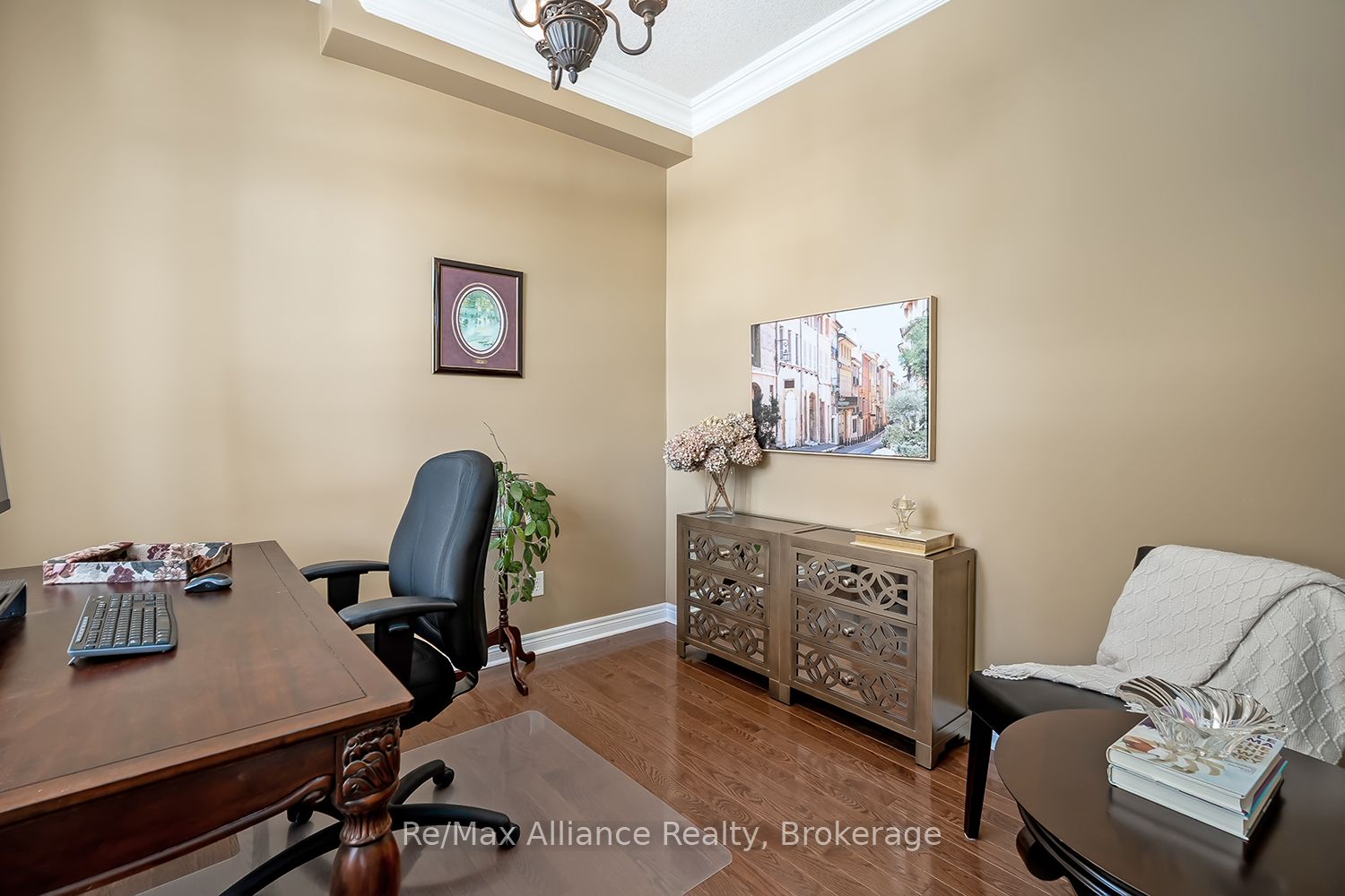 2489 Whistling Springs Crescent
