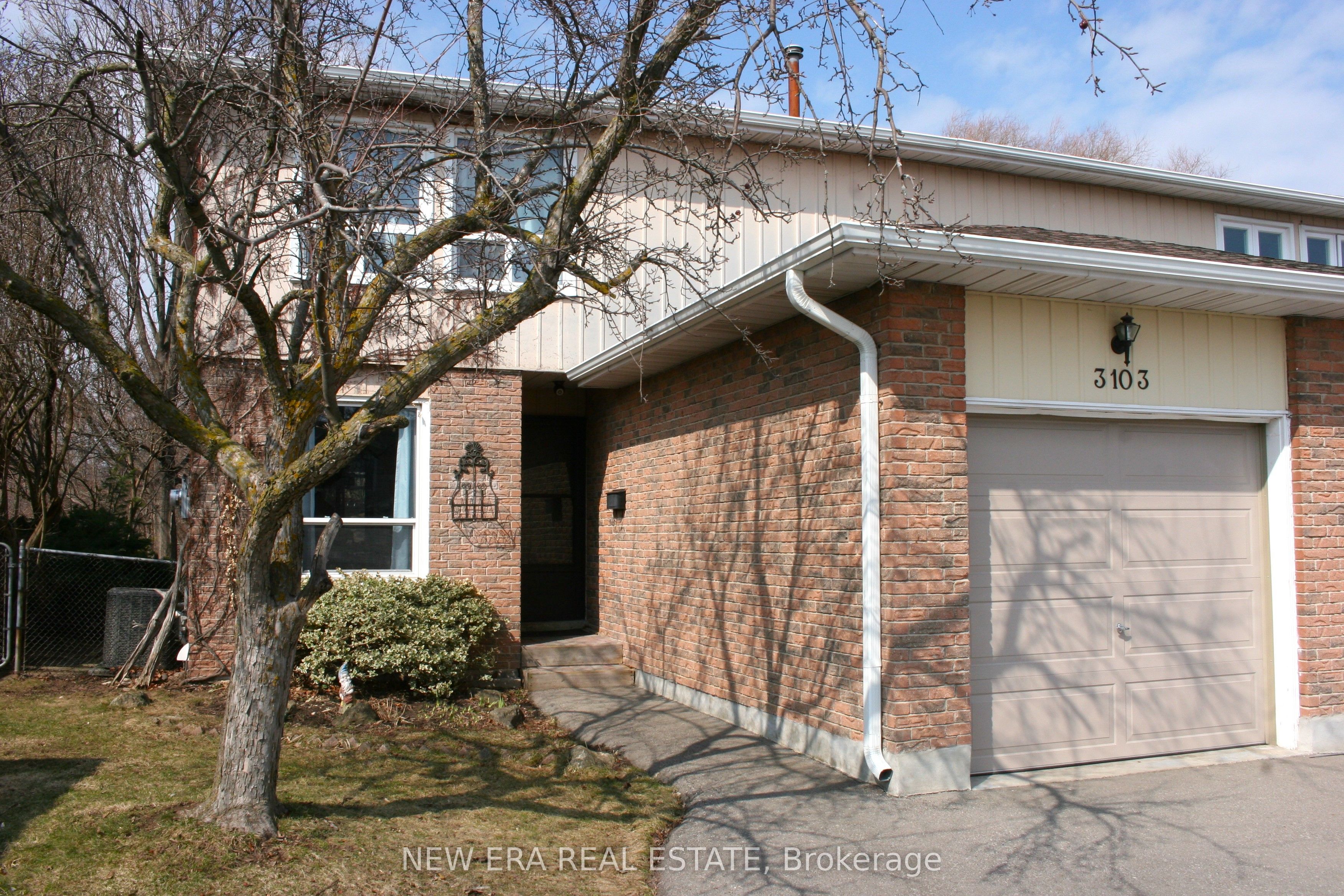 3103 Autumn Hill Crescent