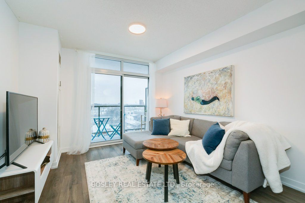 Photo of 812 Lansdowne Avenue #810, Toronto, ON M6H 4K5 (MLS # W12731664)