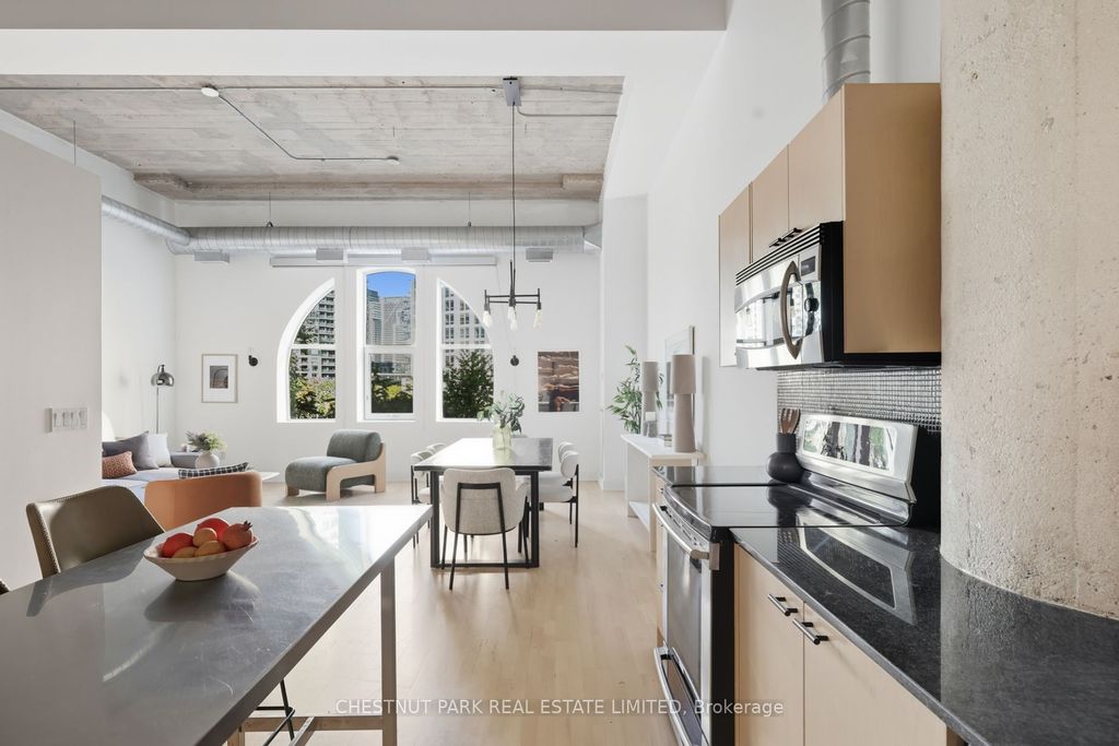 Photo of 637 Lakeshore Boulevard W #215, Toronto, ON M5V 3J6 (MLS # C12688568)